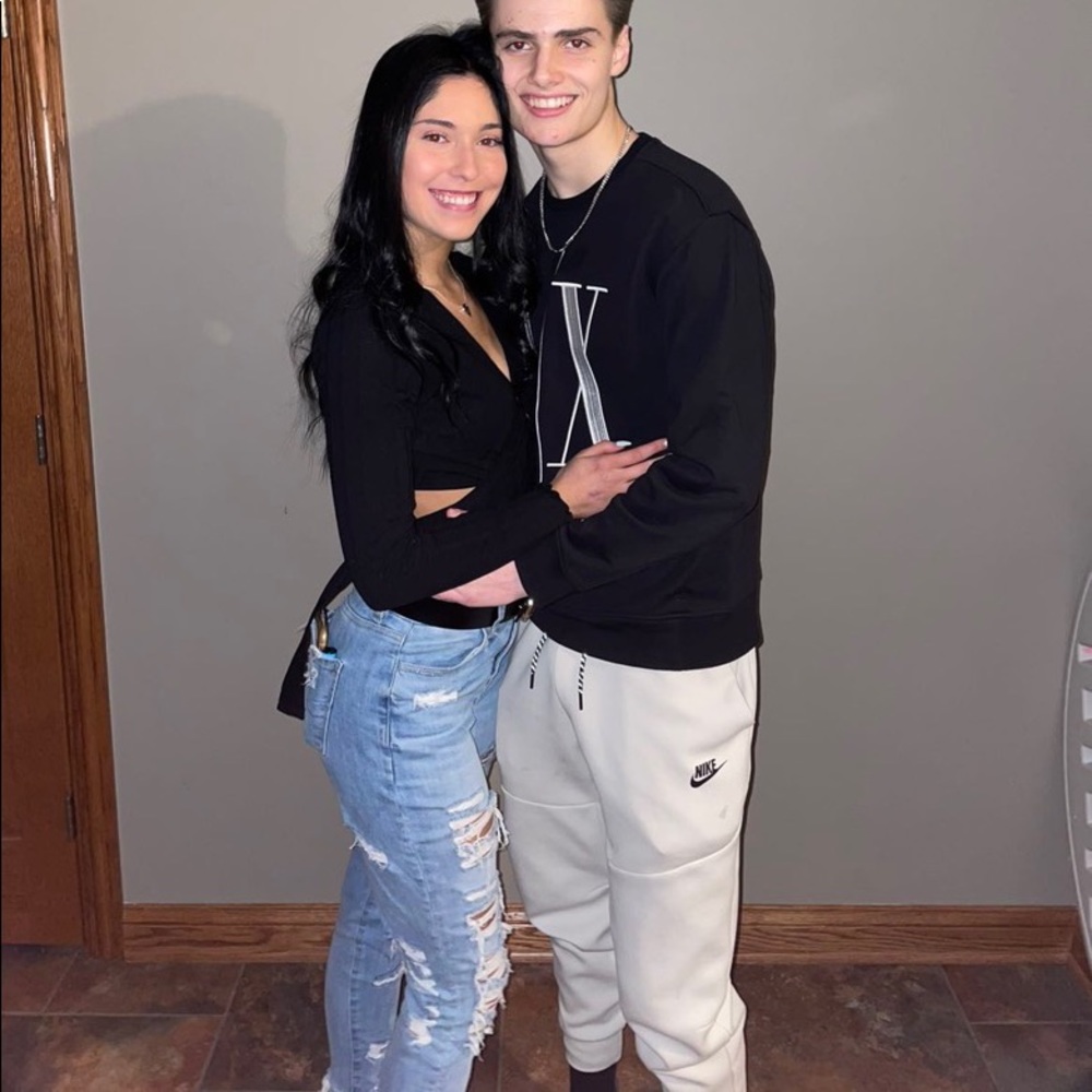 Meet your Posher, Maddie